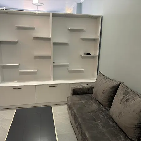 Apartahotel Apartment Holiday Golem (Tirana)